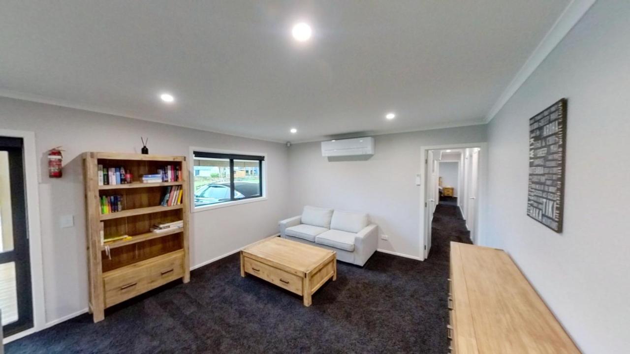 5 Bedroom, Solar On Snowmass Ohakune, Yellow Door Εξωτερικό φωτογραφία